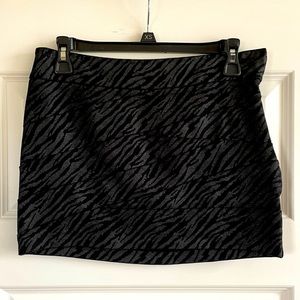 Women’s Printed Black Skirt, Size Small